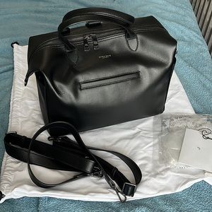 Mina Baie Emmy Midi (Vegan)